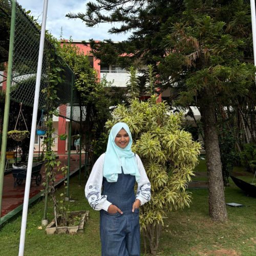 Haadiya hanief